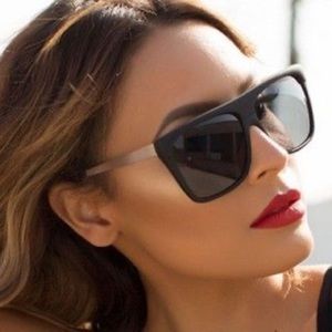 QUAY x DESI ON THE LOW II - BLACK AND GOLD SUNGLASSES